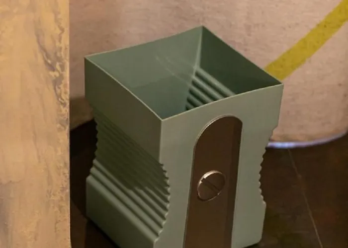 Bhr Cavour 150 Affittacamere 4*